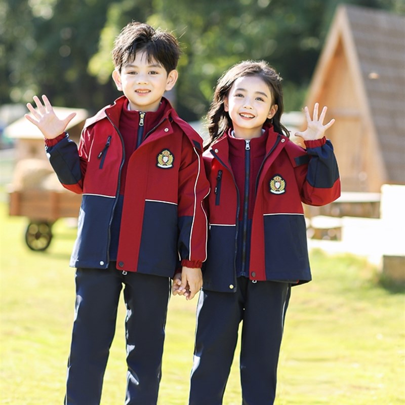 幼儿园园服秋冬装冲锋衣三件套儿童班服学院风小学生校服春秋套装