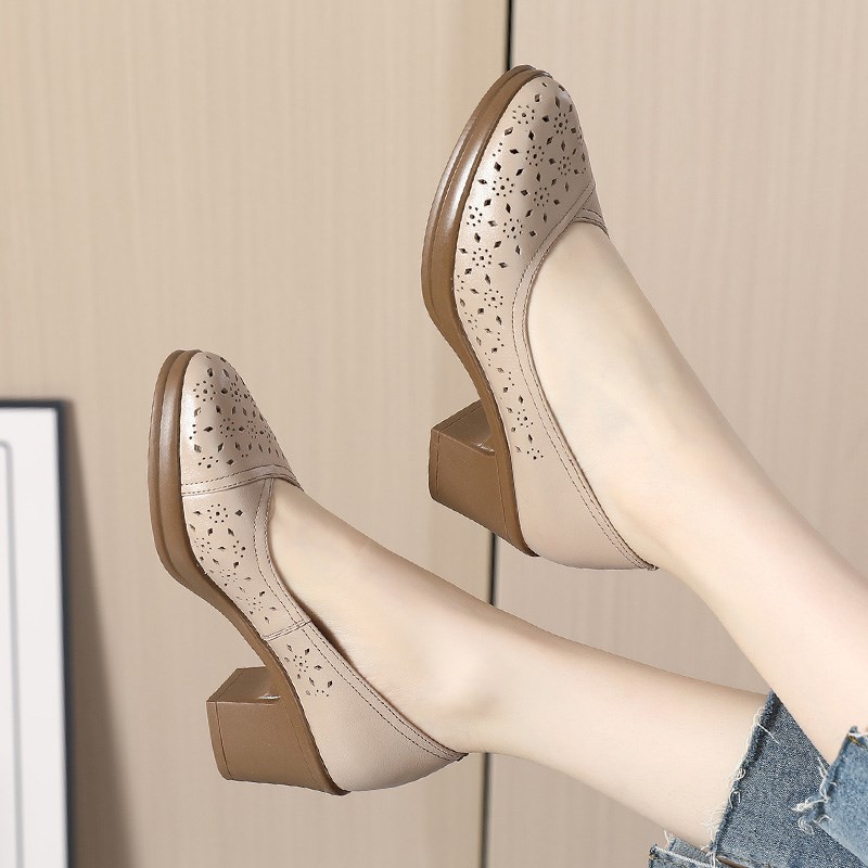 真皮高跟鞋女士洞洞凉鞋女t2025新款夏季软底粗跟单鞋镂空妈妈皮