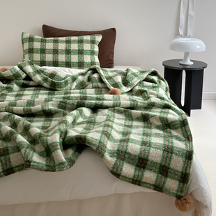 复古美拉德秋冬保暖毛毯沙发盖毯双层加厚办公室午休羊羔绒小毯子