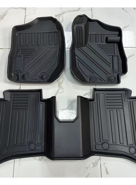 适用于24款AT铃木吉姆尼5door右舵防水汽车TPE地毯脚垫JC74JB74xl