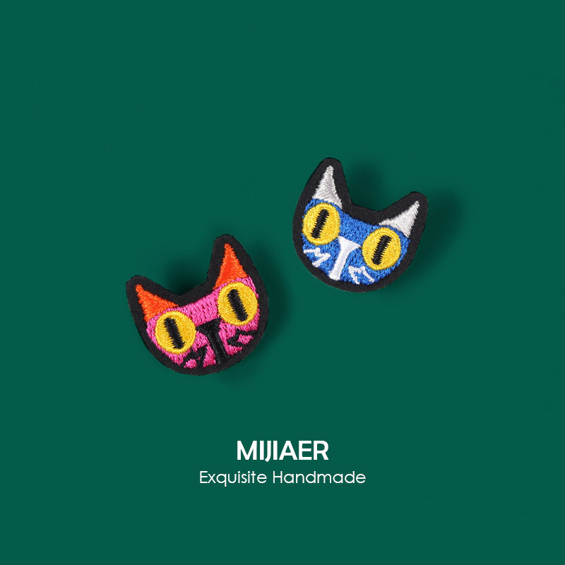 手工刺绣猫头情侣胸针女设计感小众精致西装衣服包包别针配饰徽章