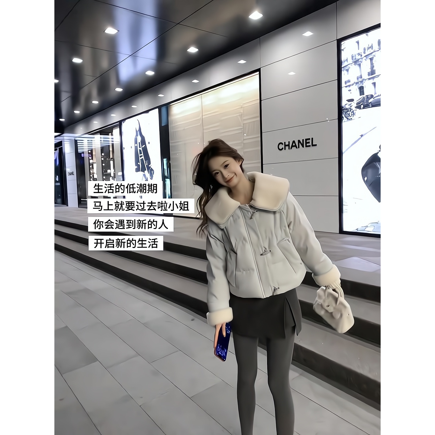 韩系高级感羊羔毛大翻领羽绒服