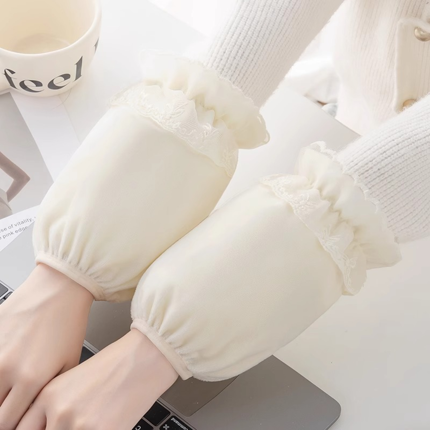 袖套女2025新款蕾丝绒布高级感学生成人防污耐脏羽绒服短款护袖头