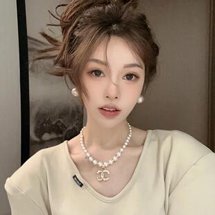 女 亿囍服配铜合金仿珍珠耳饰仿气质耳钉耳环小众轻奢复古ins法式
