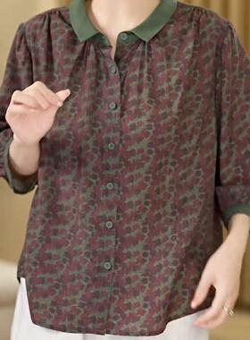 气质高档大码小衫女宽松中老年妈妈装上衣娃娃领衬衫新款碎花袖扣
