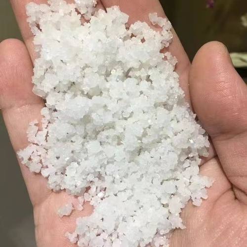 融雪剂工业盐社区道路化冰剂环保除雪水管软化防冻剂粗盐颗粒
