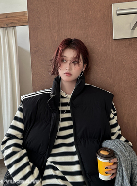 FISH YU -冬上新秋冬百搭王撞白杠条拼接宽松间棉马甲25768