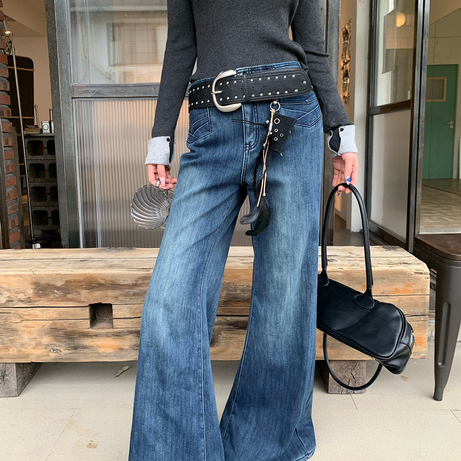 unbelievable-复古风微喇版型水洗做旧深蓝牛仔裤(不配腰带)3333