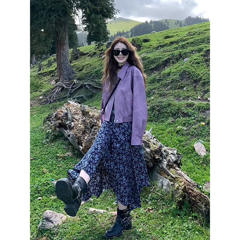 美式紫色皮衣夹克外套女春秋新款碎花吊带连衣裙套装