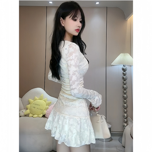 纯欲性感气质蕾丝烫钻V领连衣裙女春季 显瘦a字短裙子 新款 辣妹修身