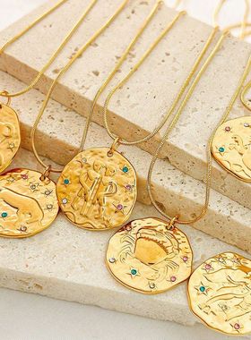 新款跨境爆款镶钻不锈钢圆牌12星座吊坠简约个性蛇链高级感项链女