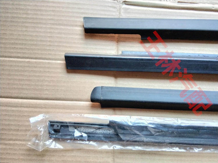 新品适前五菱门光车n窗玻璃外挡水密封条宏光s配宏中门窗内外压条