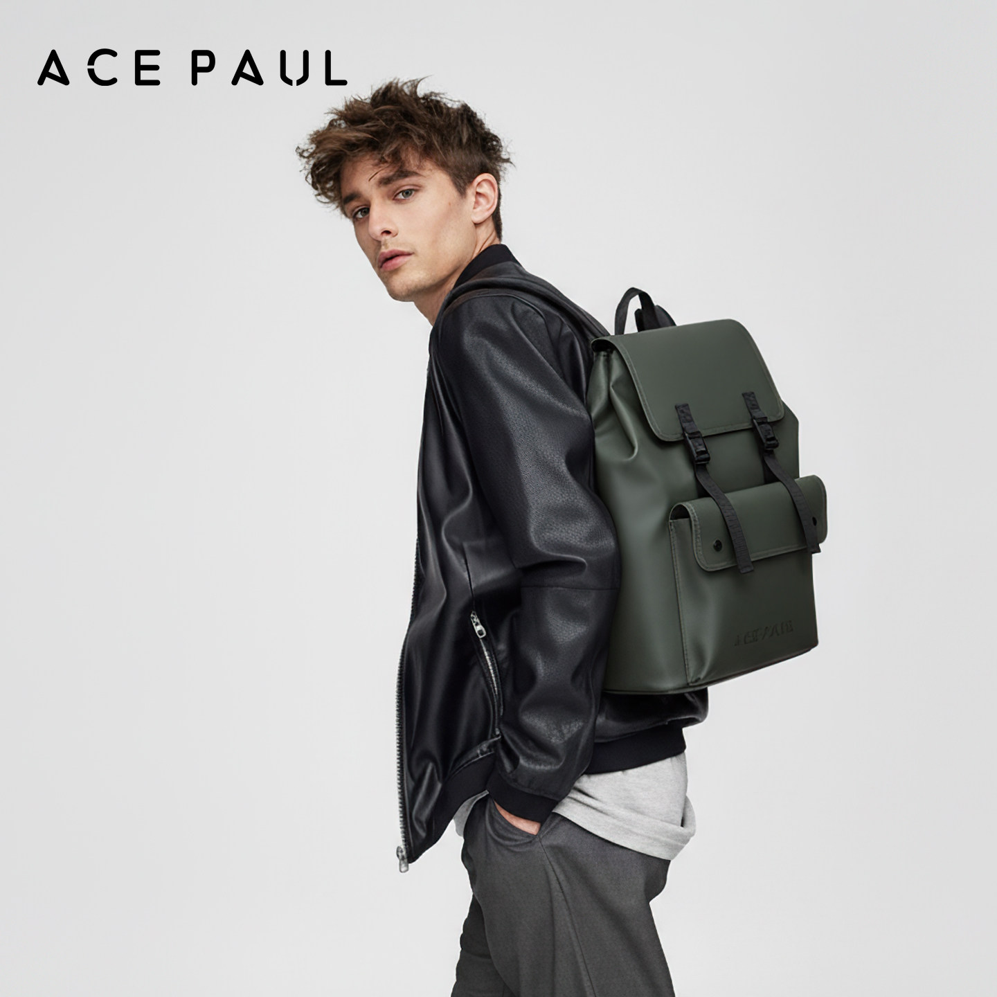 Ace保罗大容量双肩背包