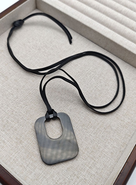 欧美新款简约风方形镂空设计项链