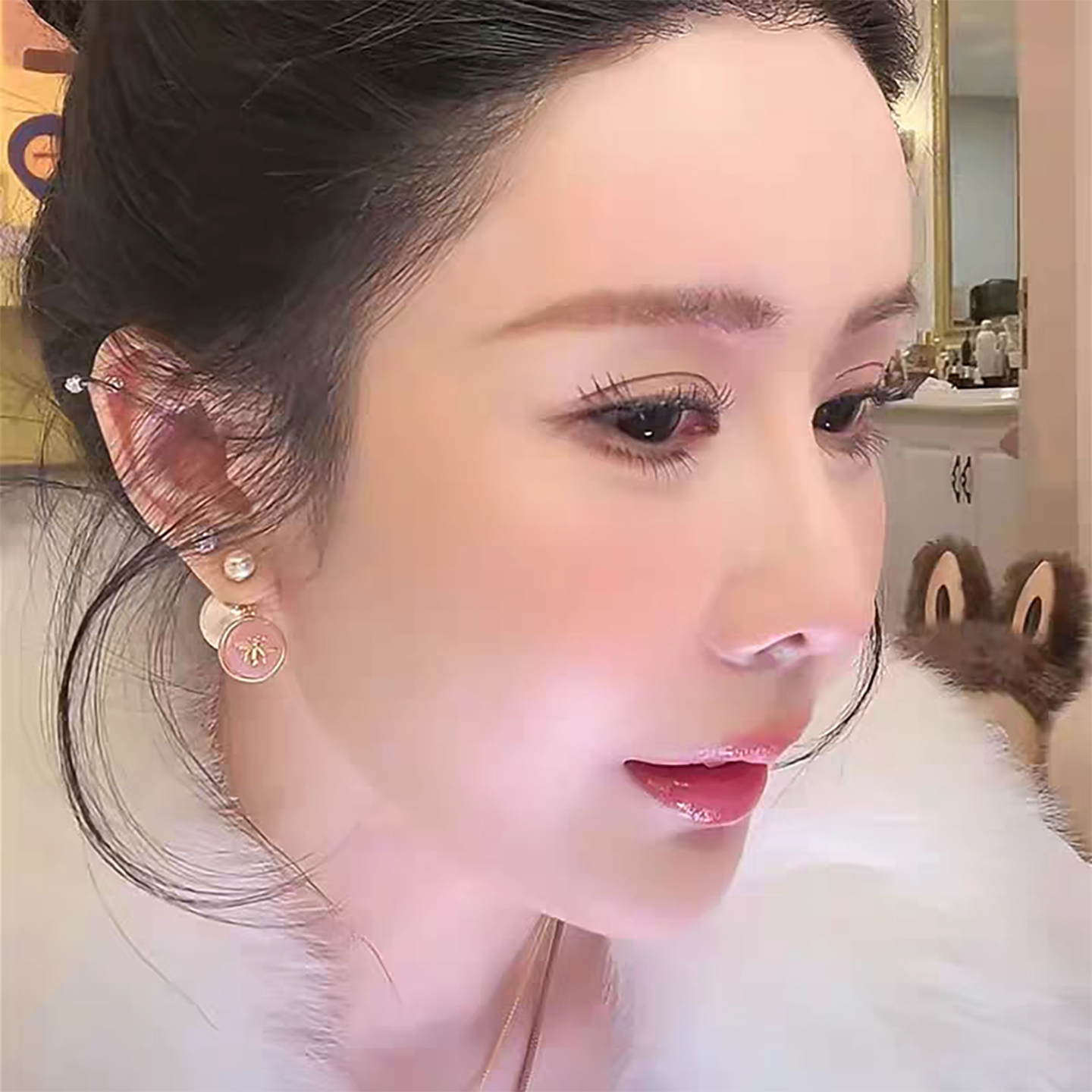 韦雪同款D家贝母珍珠蜜蜂耳钉