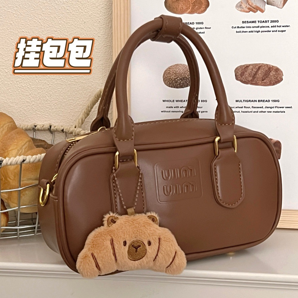 时尚创意创意美食豚豚挂件少女卡通玩偶挂坠毛绒食玩公仔面包水豚