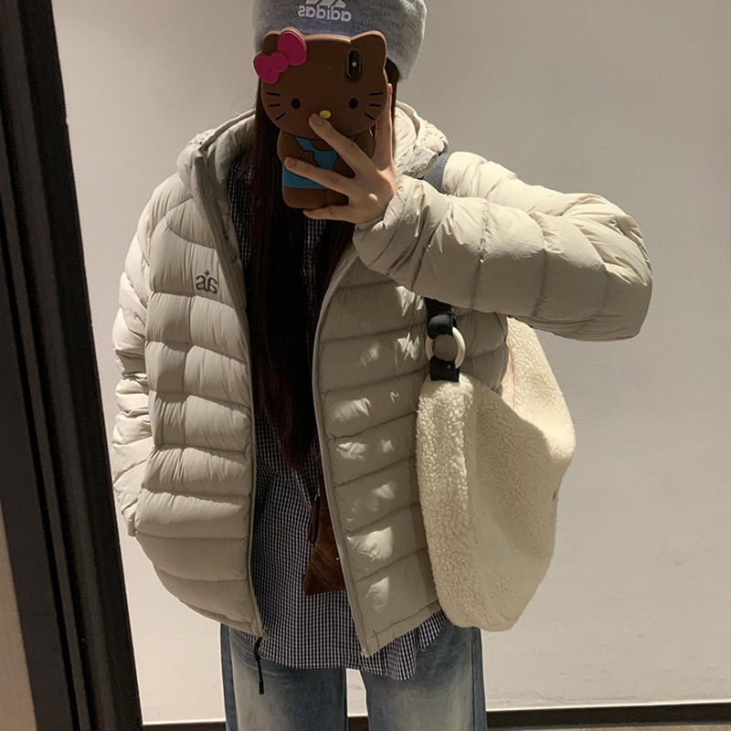 连帽轻便90白鸭绒排骨款羽绒服女短款2025冬新款时尚修身保暖外套