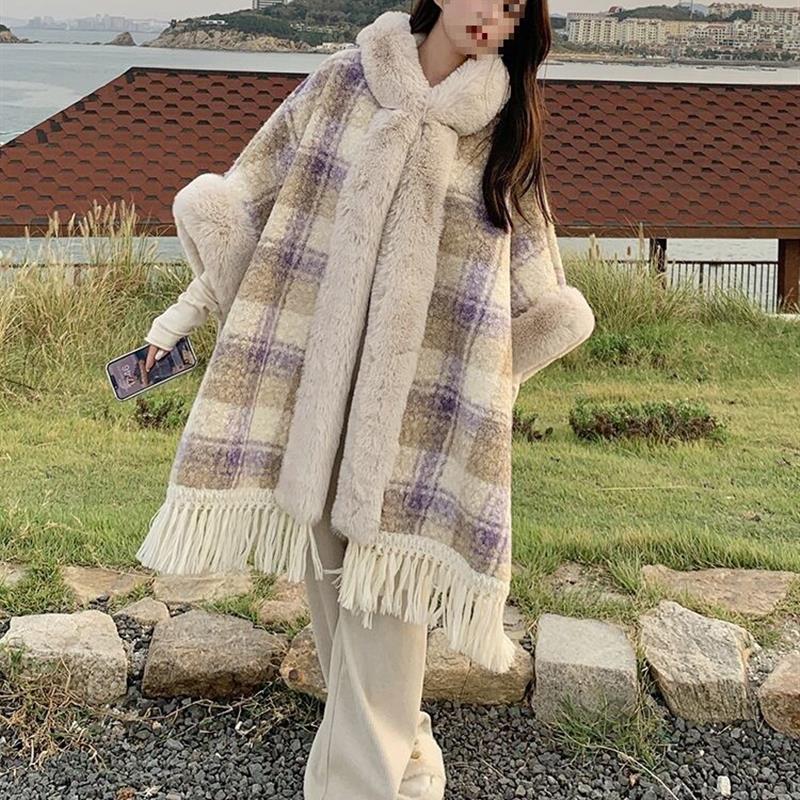 毛呢斗篷外套女冬季新款高级感流苏拼接加绒加厚保暖披肩呢大衣