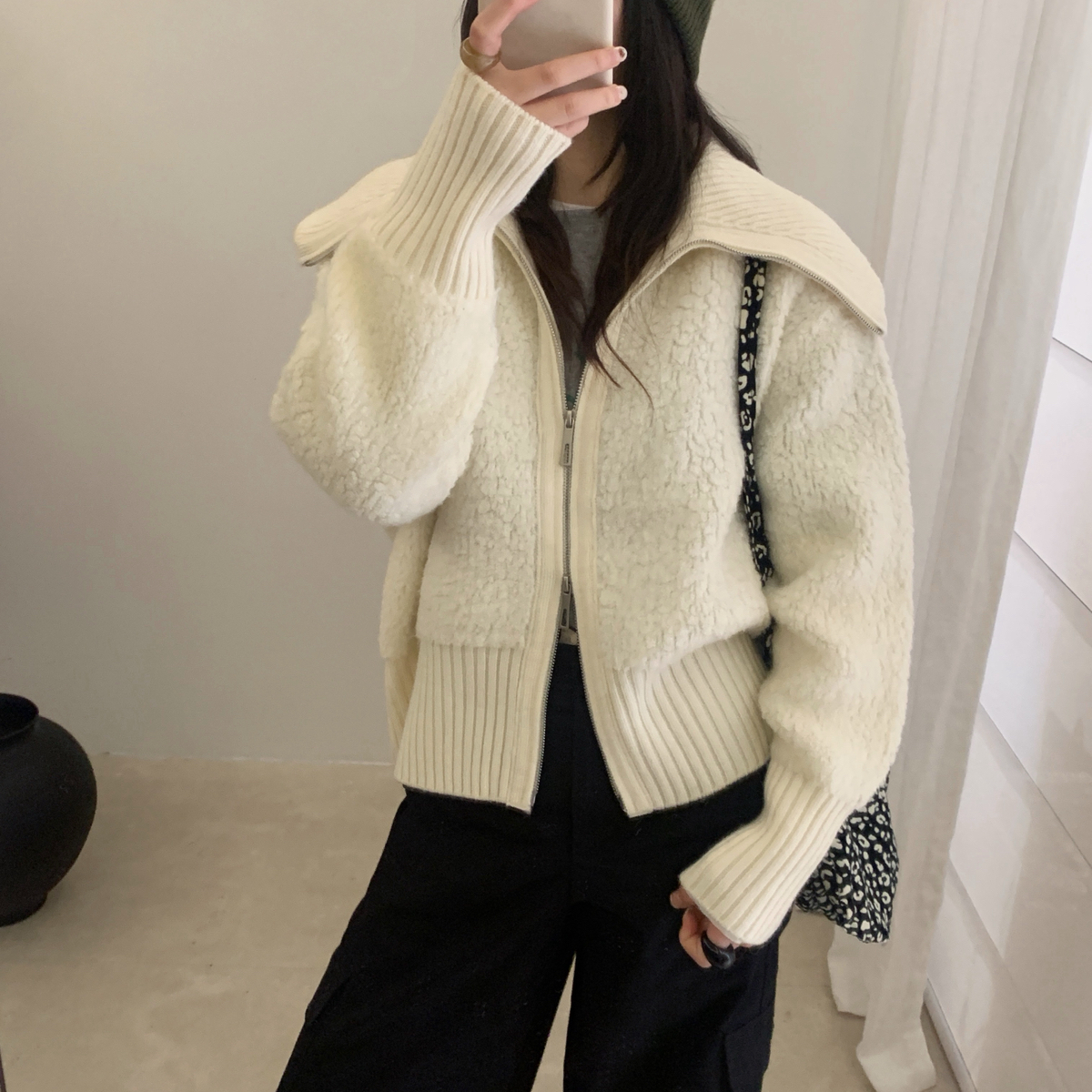 ind Time-圈圈大翻领双拉链轻奢外套保暖毛衣(含100羊毛)L61055