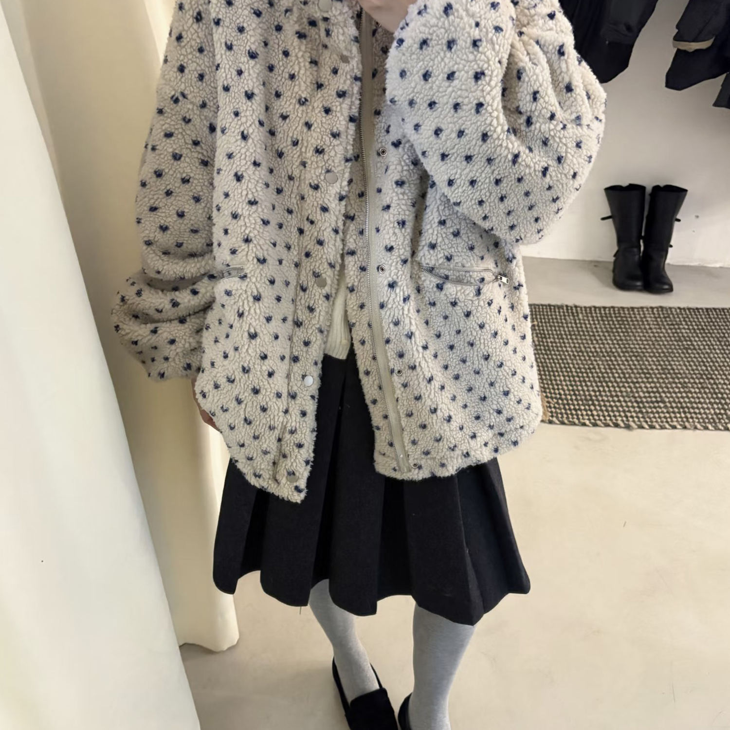 MUCH-冬上新韩系设计感爱心摇粒绒百搭宽松短外套h6116