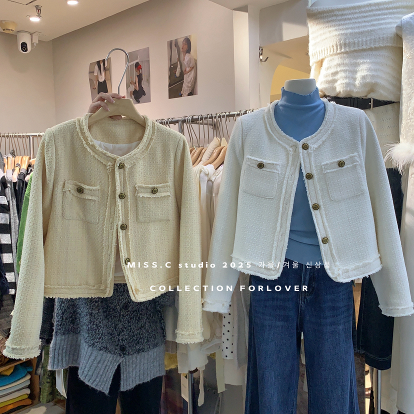 MiSS.C-冬上新小香风毛边口袋气质短外套6397