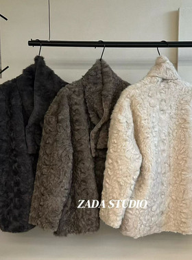 ZADA-巾托卡可拆围巾卷毛皮草短外套(配毛领涤纶仿毛可拆卸)7795