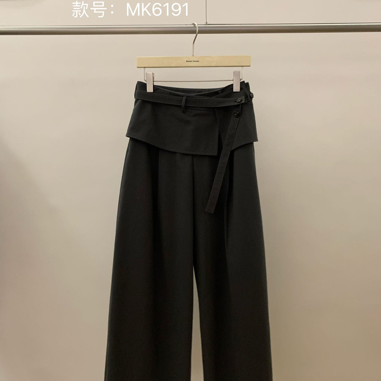 BLESSED MOMENT-秋上新屁帘可拆卸休闲裤(配带屁帘)MK6191图片