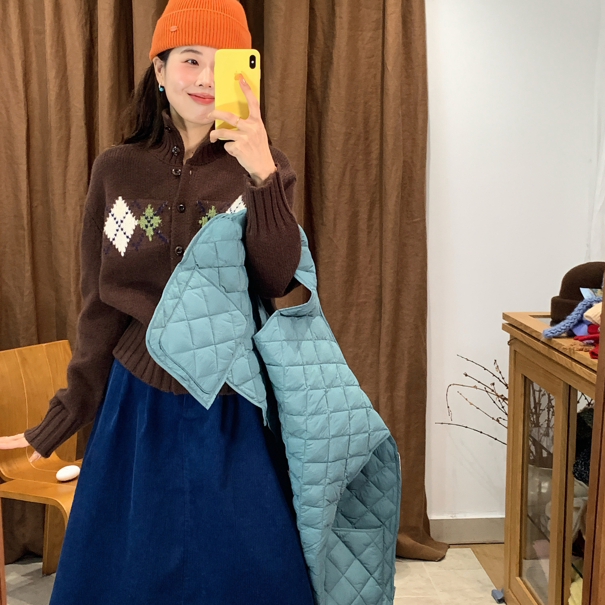 aoom-高领设计菱格钩花单排扣保暖百搭保暖毛衣（含100羊毛）L051