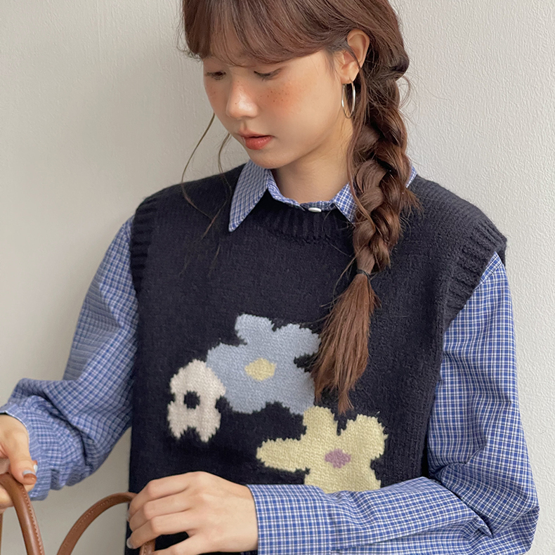 歌铭/APXIVI-上新圆领花朵无袖叠穿上衣针织马甲(只卖马甲)N133B