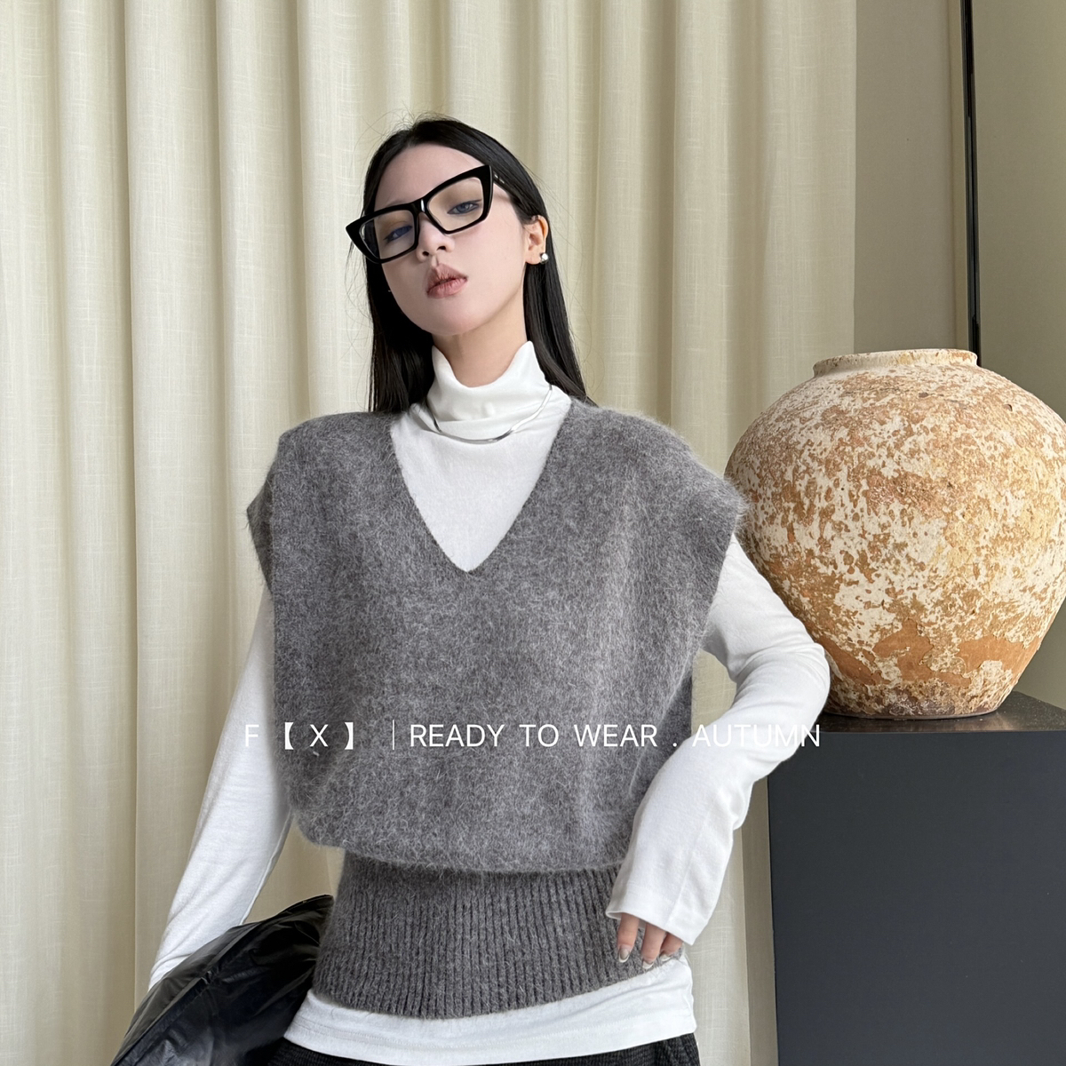 X)-V领长毛兔绒针织马甲（含33兔毛）(长毛兔绒收腰马甲)YS1-8888