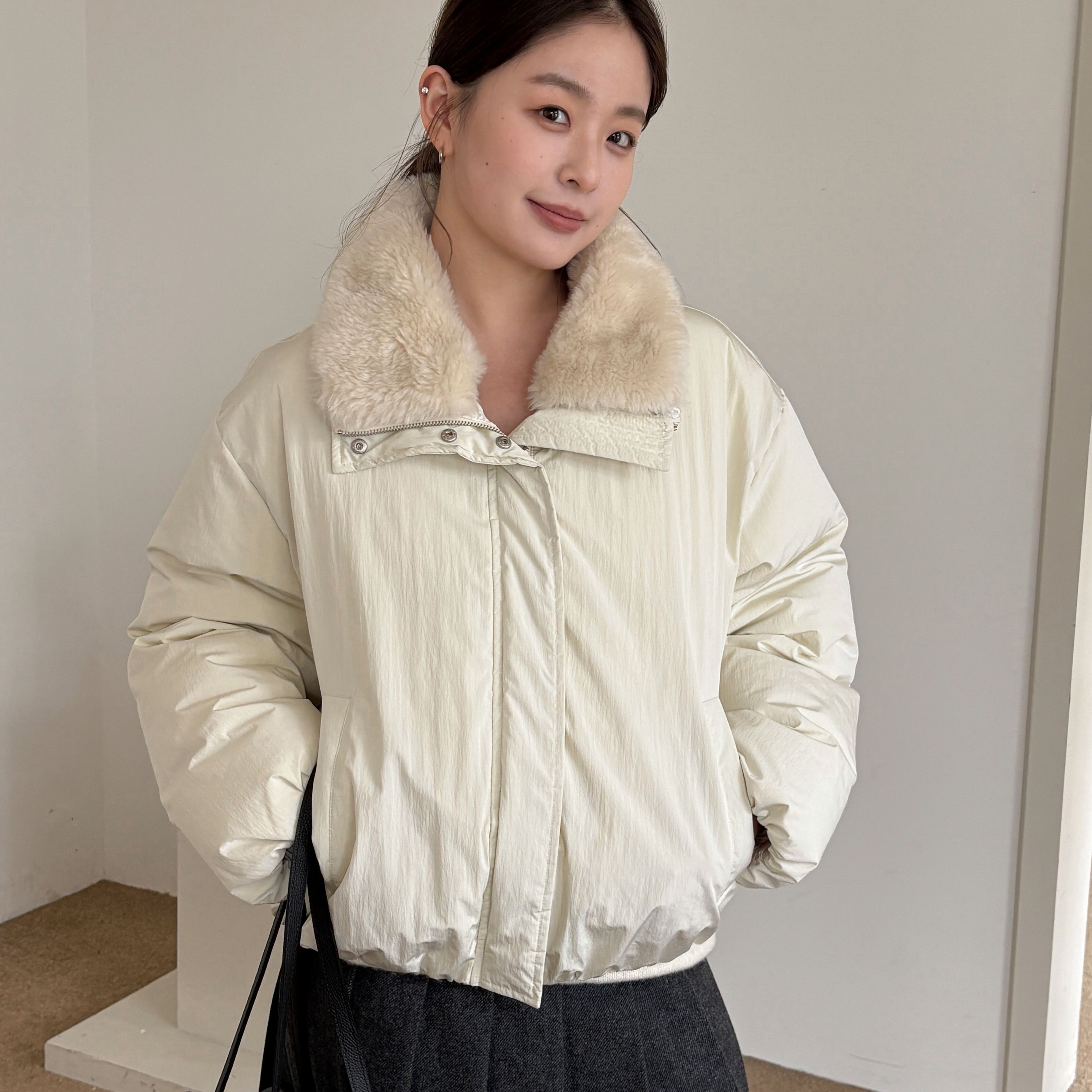 T.G-高级感加厚气质毛领夹克保暖羽绒服外套(配可拆卸毛领)26016