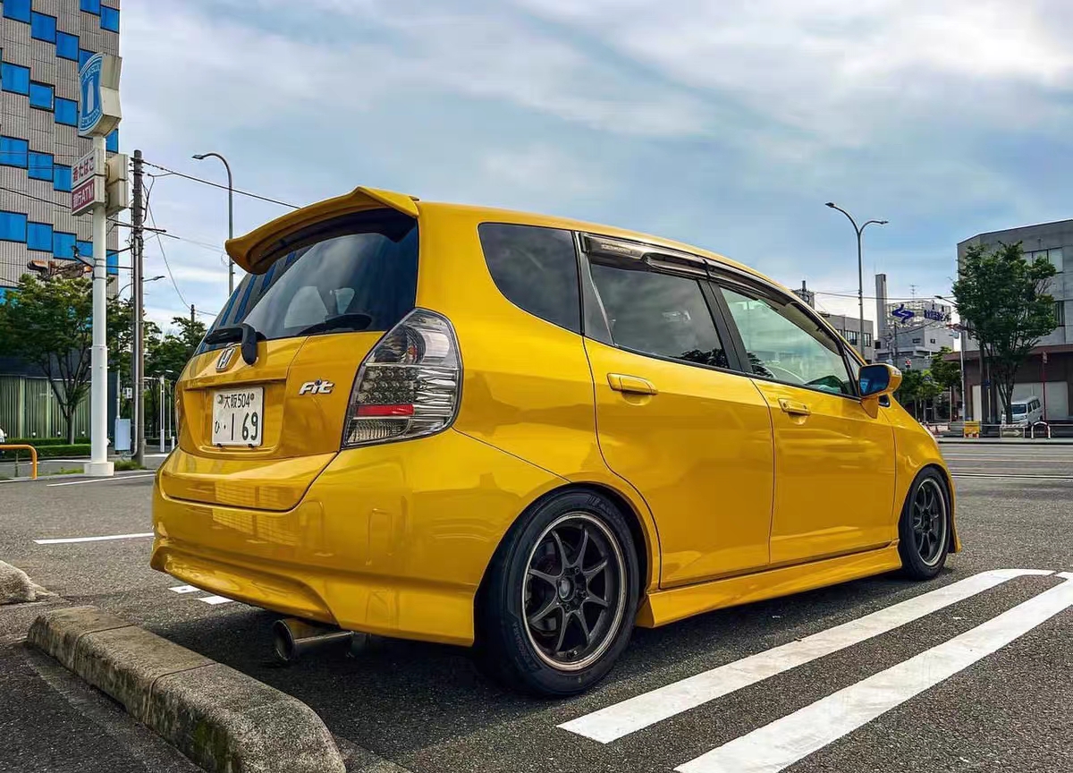 适用于2003-2007年飞度GD3日规尾灯Honda Fit GD3