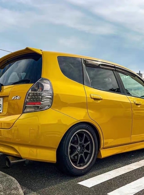 适用于2003-2007年飞度GD3日规尾灯Honda Fit GD3
