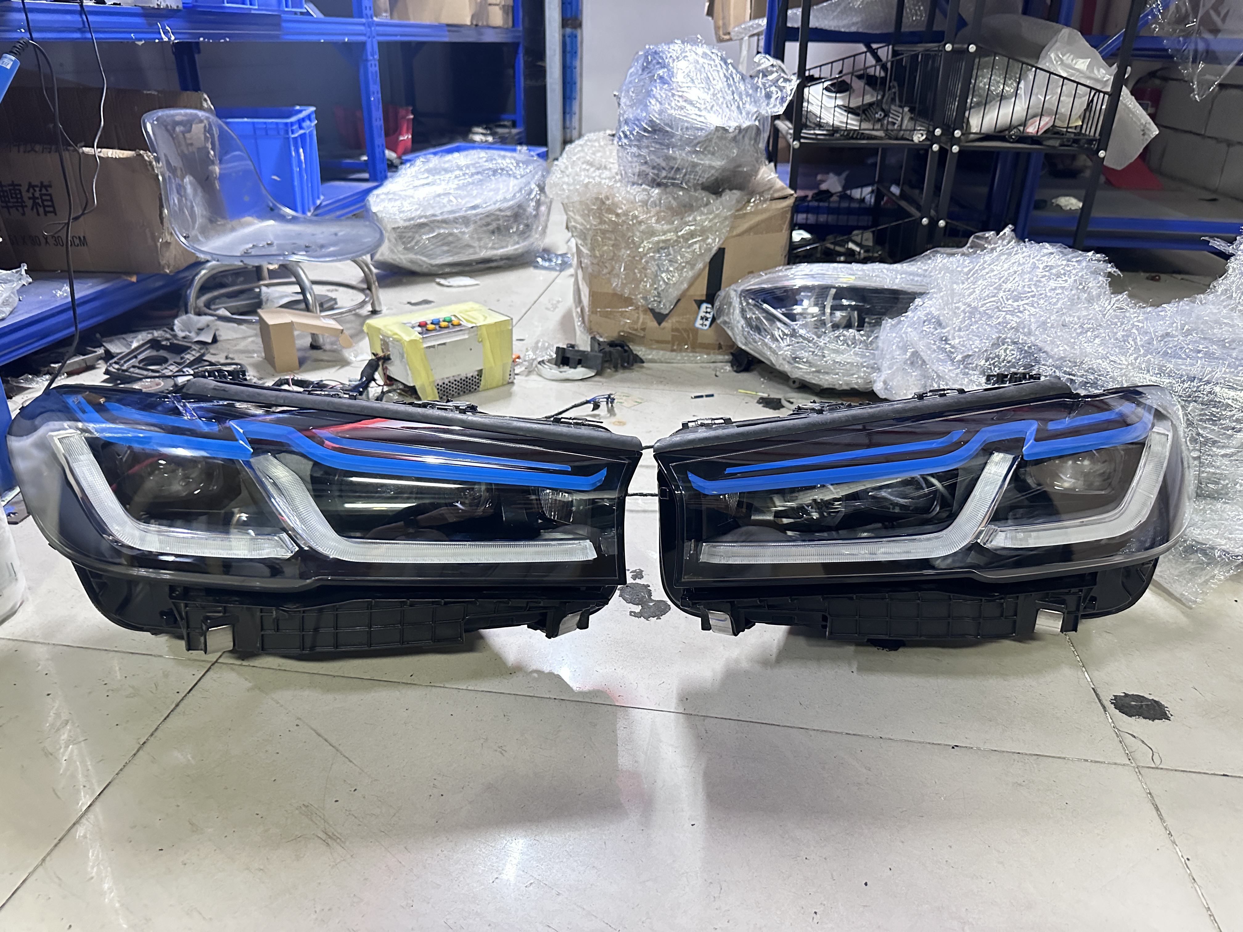 适用于2018-2023宝马5系大灯升级 5系g30黄金眼激光大灯