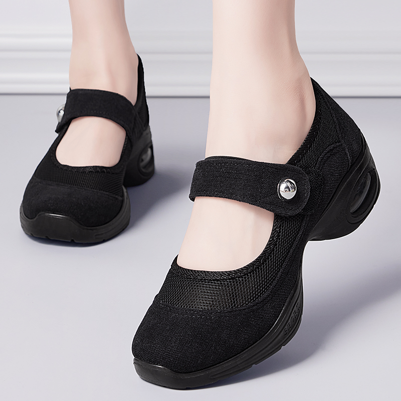 跳舞鞋软底不累脚老北京布鞋女