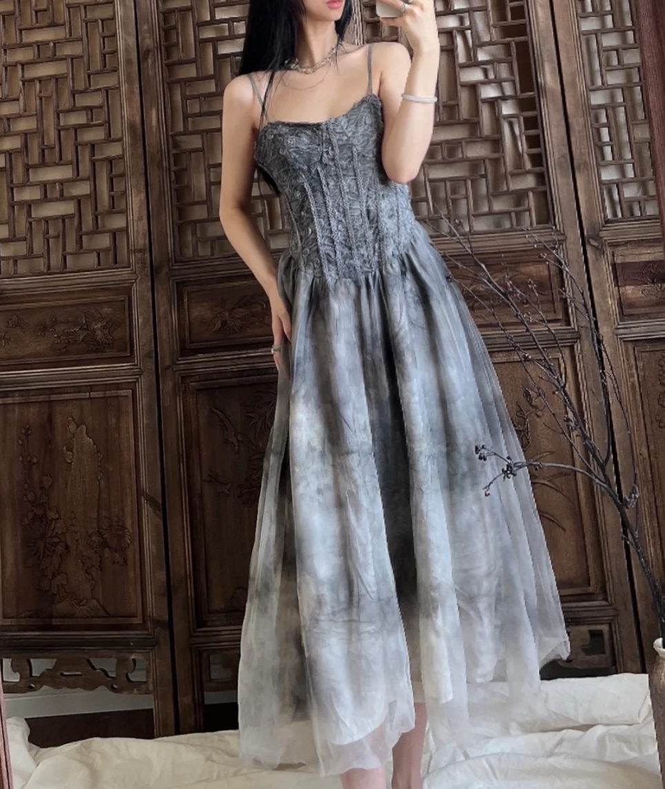 第二次心跳xvulcan原创设计感新中式蓝色渐变网纱抹胸吊带连衣裙