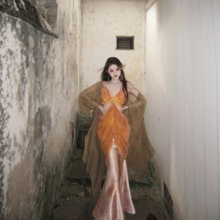 25原创设计师 | 非遗植物染设计感吊带露背裙度假长裙鱼尾连衣裙