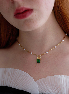 墨绿珍珠项链油画少女颈链锁骨链新款首饰百搭气质女小众设计项链