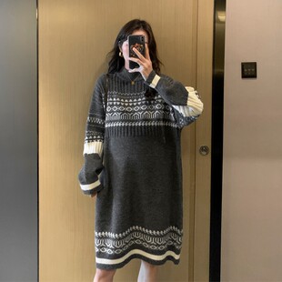 孕妇装毛衣秋冬季时尚款韩版高领拼色复古加厚Q宽松潮妈针织连衣