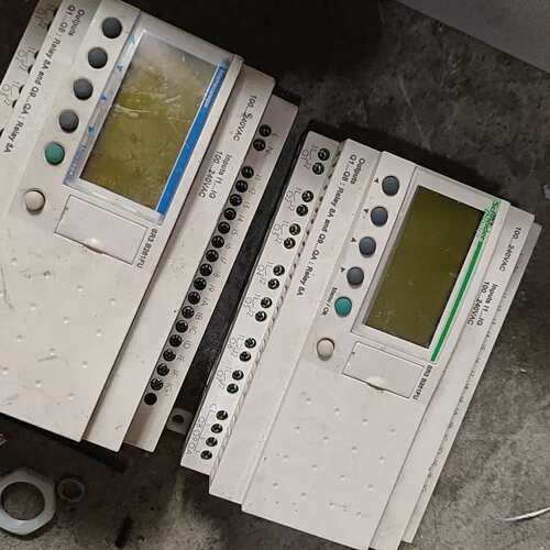 议价施耐德逻辑控制器SR3 B261FU 二手的 上电显字