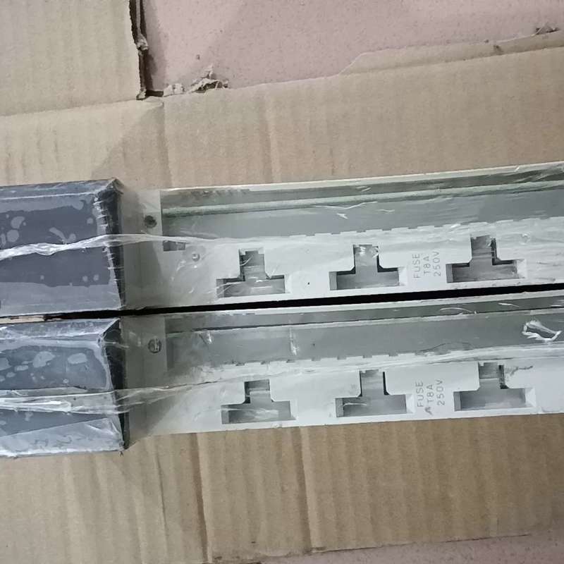 议价全新施奈德 裸机，140DDO84300 功能正常使用。具体