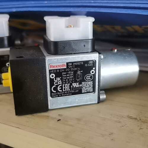 议价【几乎全新】Rexroth力士乐压力继电器 R9011027