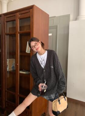 WYOUS 国潮牌V领开衫毛衣女外套春秋新款刺绣慵懒风宽松针织上衣