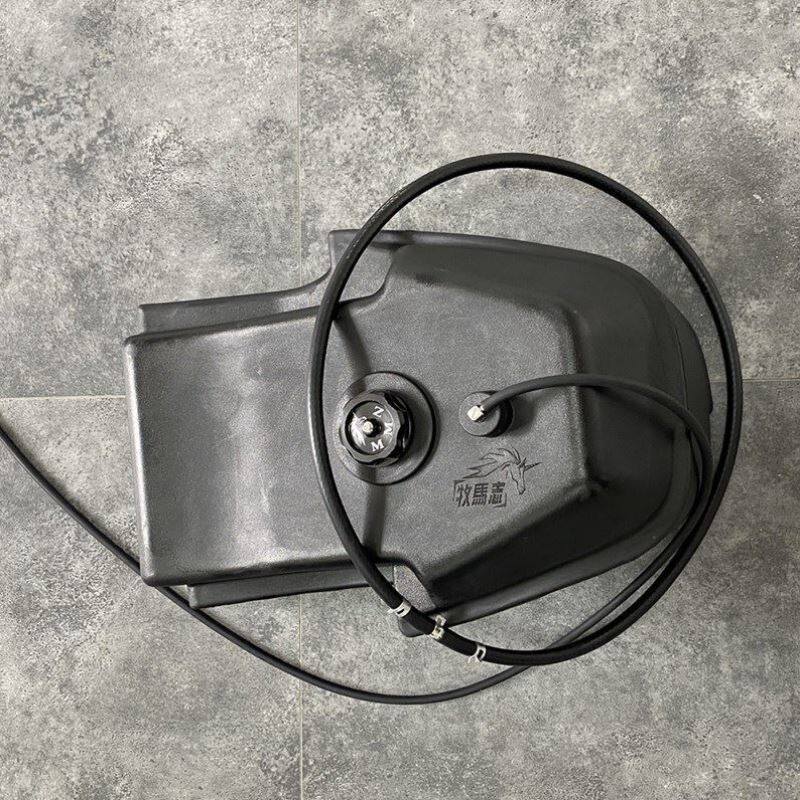 摩托车备用油箱摩旅加大s油箱副油箱超长续航机车副油箱外加油箱