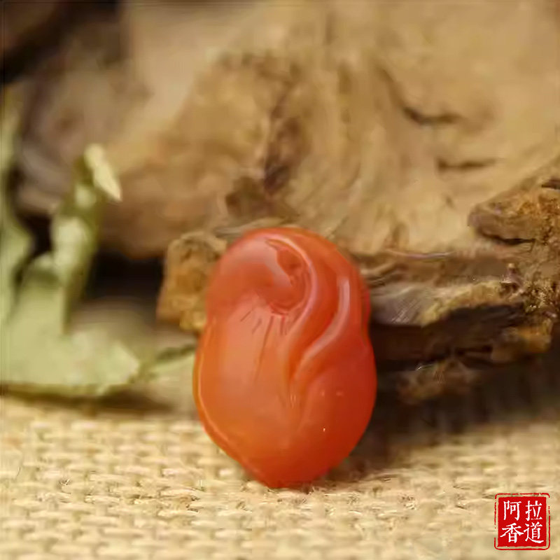 云南保山南红玛瑙寿桃挂件自然无优化长寿祝福吊坠挂坠礼品文玩