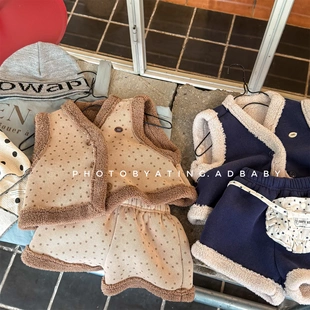 2025秋冬新款童装儿童韩版女童套装加绒冬装两件套马甲+短裤