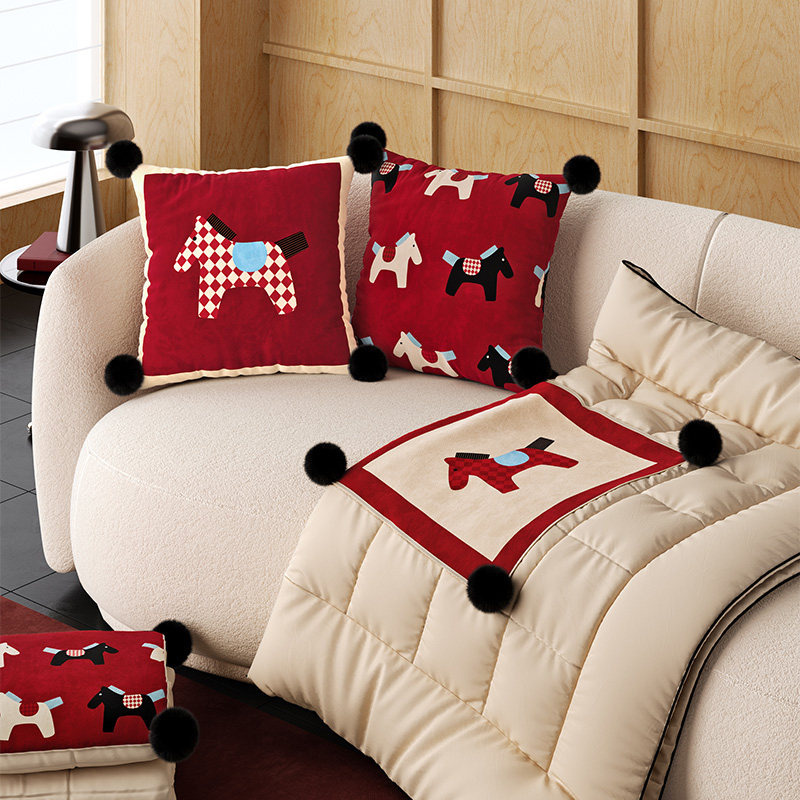 马来有福马年抱枕被二合一两用车载加厚毯子办公室午睡毯沙发盖毯,居家布艺,抱枕被,淘宝优惠券,粉丝福利购,淘宝优惠卷