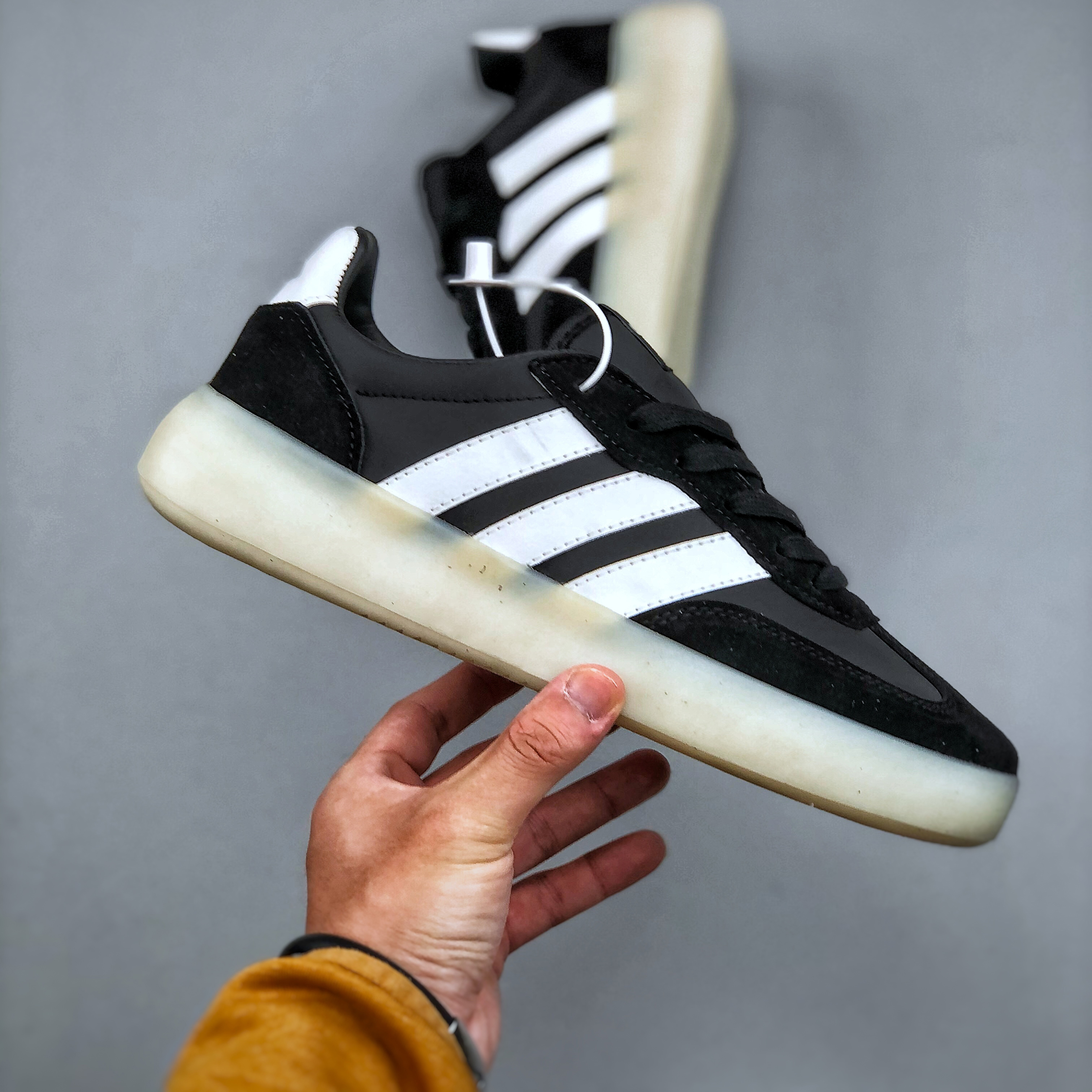 2025年新款小黑鞋厚底内增高舒适百搭德训鞋日常简约超火ins男女