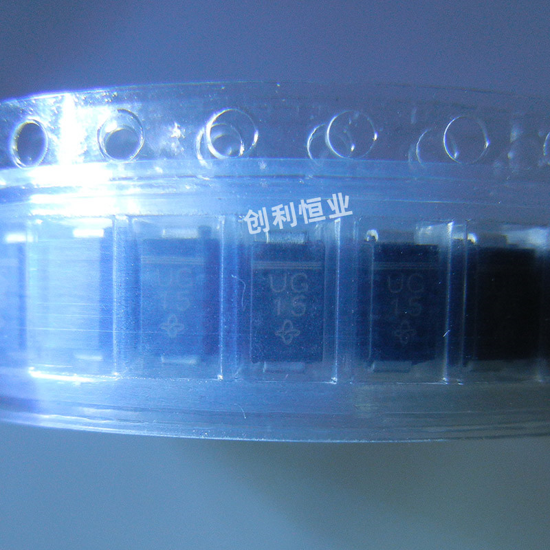 US1G-E3/61T 丝印UG 400V 1A SMA DO-214AC 贴片整流快恢复二极管