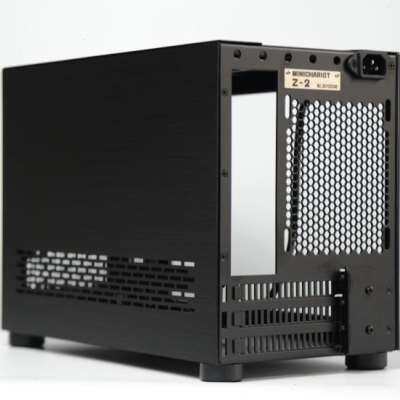 迷你战车Z2 ITX MATX迷你机箱240水冷SFX ATX海景房侧透全铝水冷